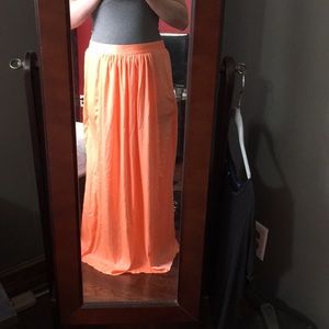 VS Neon pink maxi skirt